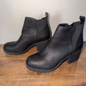 Dirty Laundry Ankle Boots